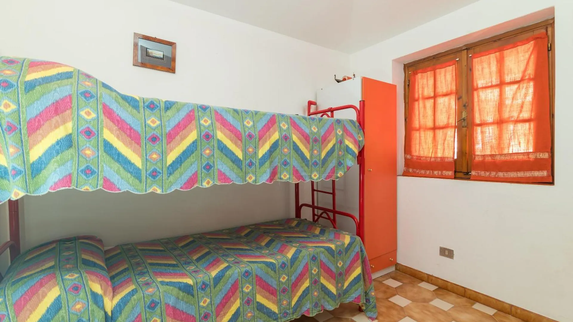 Villetta Sul Mare Lu Pultiddolu 0*,
